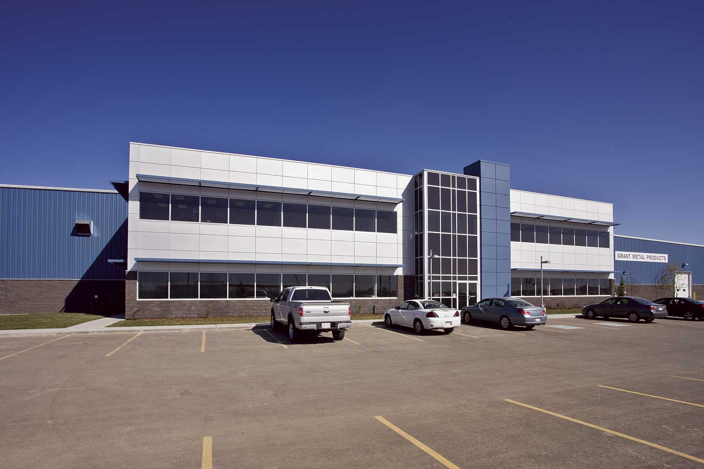 Grant Metal Products building